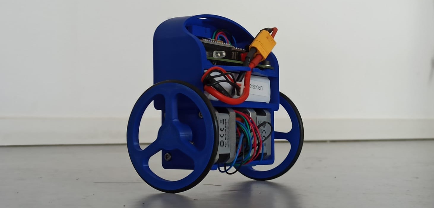 Banner control. Two weels robot self-balancing in upright position